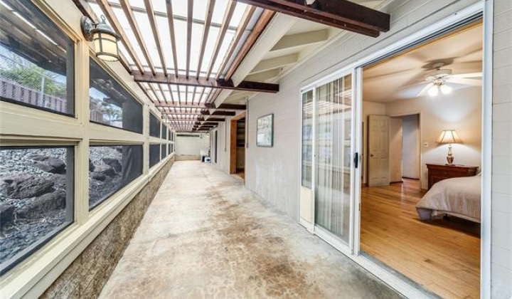 101 Nawiliwili Street,Honolulu,Hawaii,96825,4 ベッドルーム ベッドルーム,4 バスルームバスルーム,一戸建て,Nawiliwili,18806333