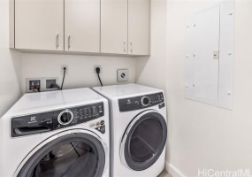 1100 Ala Moana Boulevard,Honolulu,Hawaii,96814,2 Bedrooms Bedrooms,2 BathroomsBathrooms,Condo/Townhouse,Ala Moana,14,18364717