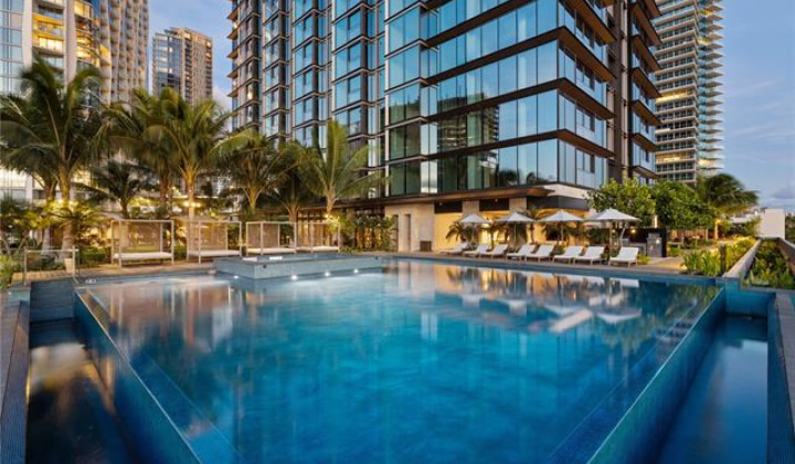1100 Ala Moana Boulevard,Honolulu,Hawaii,96814,2 Bedrooms Bedrooms,2 BathroomsBathrooms,Condo/Townhouse,Ala Moana,14,18364717