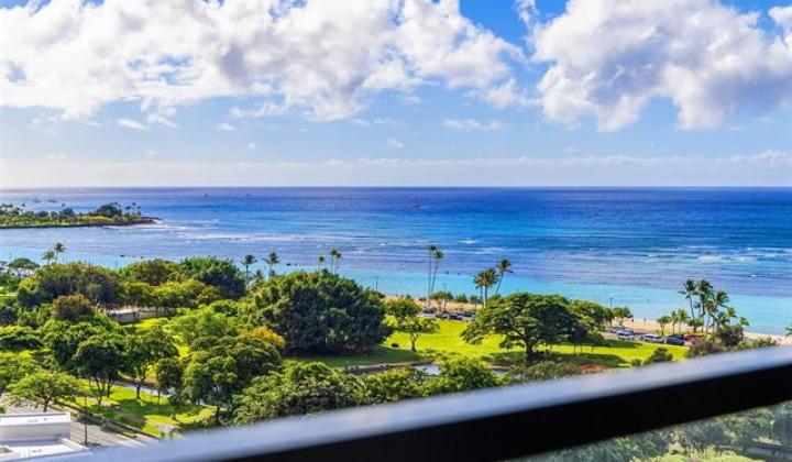1100 Ala Moana Boulevard,Honolulu,Hawaii,96814,2 Bedrooms Bedrooms,2 BathroomsBathrooms,Condo/Townhouse,Ala Moana,14,18364717
