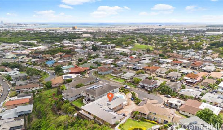 941 Aliamanu Place,Honolulu,Hawaii,96818,4 ベッドルーム ベッドルーム,4 バスルームバスルーム,一戸建て,Aliamanu,18364754