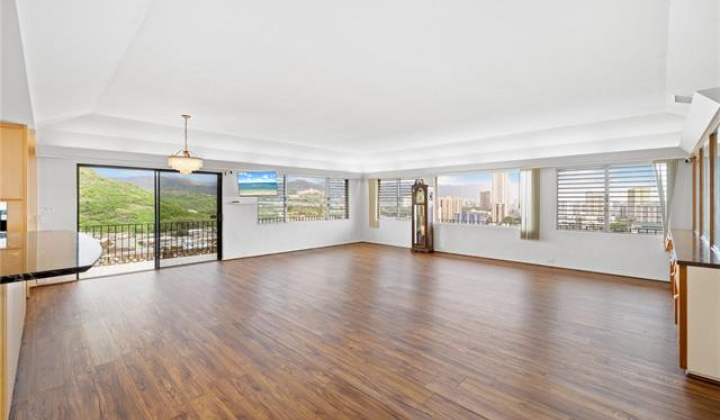 941 Aliamanu Place,Honolulu,Hawaii,96818,4 ベッドルーム ベッドルーム,4 バスルームバスルーム,一戸建て,Aliamanu,18364754