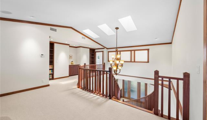 950 Kealaolu Avenue,Honolulu,Hawaii,96816,5 ベッドルーム ベッドルーム,5 バスルームバスルーム,一戸建て,Kealaolu,19516536