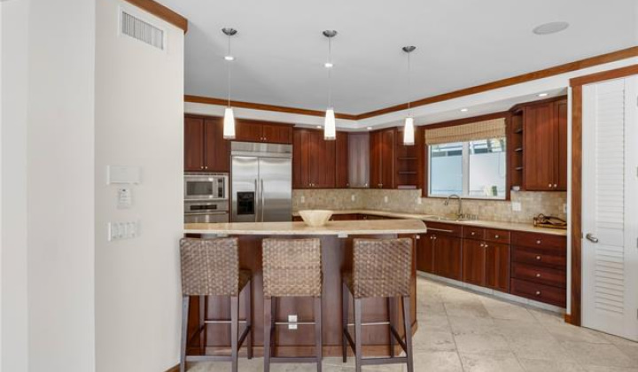 950 Kealaolu Avenue,Honolulu,Hawaii,96816,5 ベッドルーム ベッドルーム,5 バスルームバスルーム,一戸建て,Kealaolu,19516536