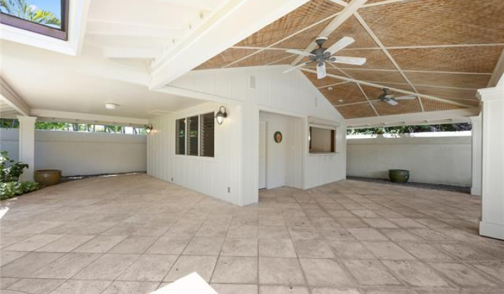 950 Kealaolu Avenue,Honolulu,Hawaii,96816,5 ベッドルーム ベッドルーム,5 バスルームバスルーム,一戸建て,Kealaolu,19516536