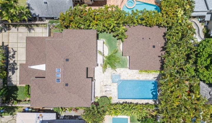 950 Kealaolu Avenue,Honolulu,Hawaii,96816,5 ベッドルーム ベッドルーム,5 バスルームバスルーム,一戸建て,Kealaolu,19516536