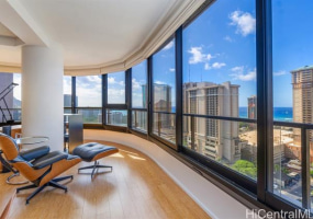 1910 Ala Moana Boulevard,Honolulu,Hawaii,96815,2 ベッドルーム ベッドルーム,2 バスルームバスルーム,コンド / タウンハウス,Ala Moana,26,18365251