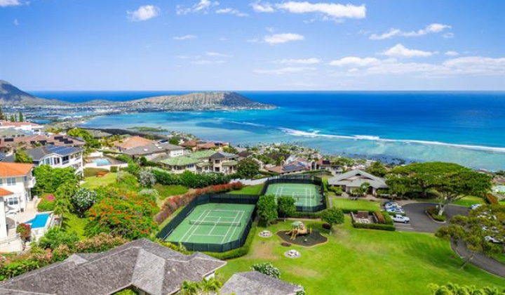 1179 Ikena Circle,Honolulu,Hawaii,96821,4 ベッドルーム ベッドルーム,4 バスルームバスルーム,一戸建て,Ikena,19516577