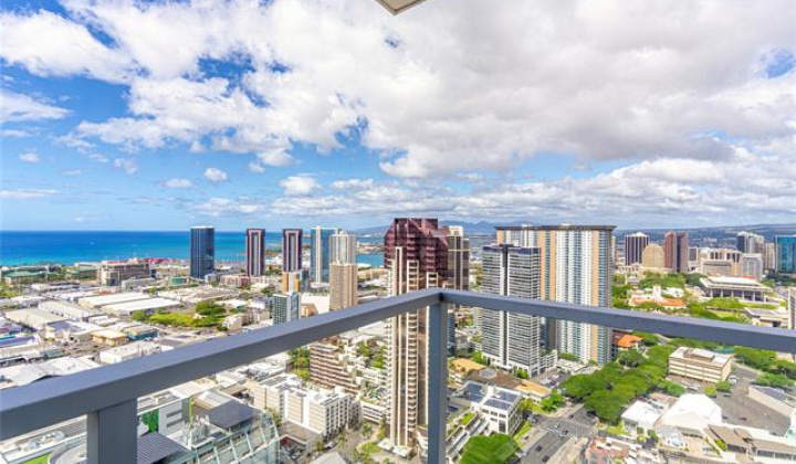 888 Kapiolani Boulevard,Honolulu,Hawaii,96813,3 ベッドルーム ベッドルーム,3 バスルームバスルーム,コンド / タウンハウス,Kapiolani,45,18365486