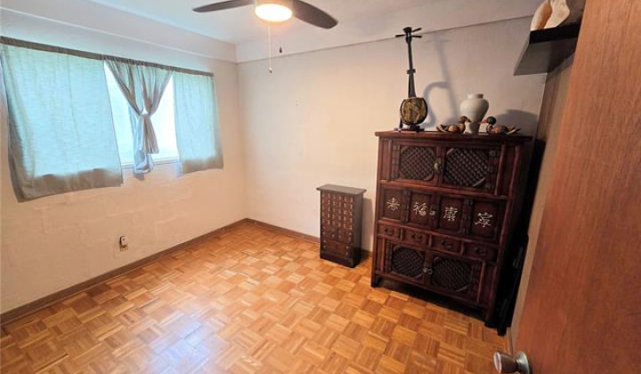 1842 Mahana Street,Honolulu,Hawaii,96816,6 Bedrooms Bedrooms,2 BathroomsBathrooms,Single family,Mahana,19516985