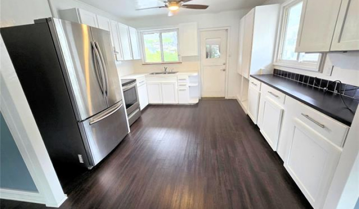 1842 Mahana Street,Honolulu,Hawaii,96816,6 Bedrooms Bedrooms,2 BathroomsBathrooms,Single family,Mahana,19516985