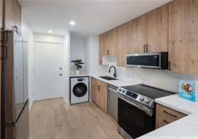 222 Kaiulani Avenue,Honolulu,Hawaii,96815,2 ベッドルーム ベッドルーム,1 バスルームバスルーム,コンド / タウンハウス,Kaiulani,2,18365557