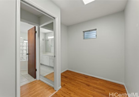 1576 Kamohoalii Street,Honolulu,Hawaii,96819,3 ベッドルーム ベッドルーム,2 バスルームバスルーム,一戸建て,Kamohoalii,18365815