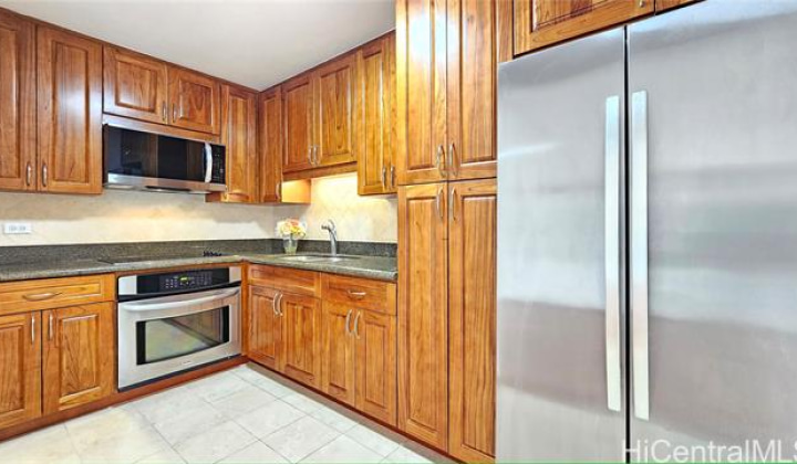 1350 Ala Moana Boulevard,Honolulu,Hawaii,96814,2 Bedrooms Bedrooms,2 BathroomsBathrooms,Condo/Townhouse,Ala Moana,18,18366792
