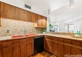 1525 Wilder Avenue,Honolulu,Hawaii,96822,1 ベッドルーム ベッドルーム,1 バスルームバスルーム,コンド / タウンハウス,Wilder,4,18810365