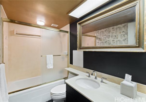 1860 Ala Moana Boulevard,Honolulu,Hawaii,96815,2 ベッドルーム ベッドルーム,2 バスルームバスルーム,コンド / タウンハウス,Ala Moana,12,18367366
