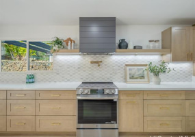 7112 Naakea Street,Honolulu,Hawaii,96825,4 Bedrooms Bedrooms,3 BathroomsBathrooms,Single family,Naakea,18367431