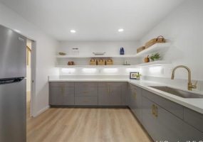 7112 Naakea Street,Honolulu,Hawaii,96825,4 Bedrooms Bedrooms,3 BathroomsBathrooms,Single family,Naakea,18367431