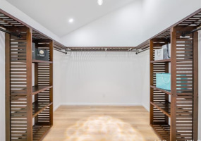 7112 Naakea Street,Honolulu,Hawaii,96825,4 Bedrooms Bedrooms,3 BathroomsBathrooms,Single family,Naakea,18367431