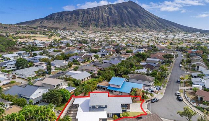 7112 Naakea Street,Honolulu,Hawaii,96825,4 Bedrooms Bedrooms,3 BathroomsBathrooms,Single family,Naakea,18367431