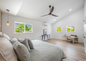 7112 Naakea Street,Honolulu,Hawaii,96825,4 Bedrooms Bedrooms,3 BathroomsBathrooms,Single family,Naakea,18367431