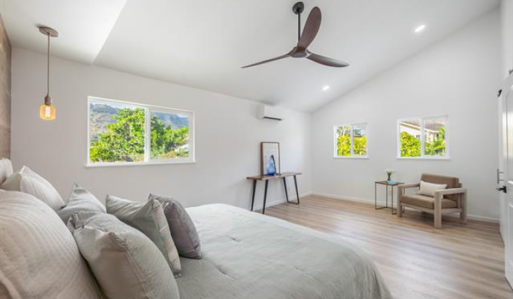 7112 Naakea Street,Honolulu,Hawaii,96825,4 Bedrooms Bedrooms,3 BathroomsBathrooms,Single family,Naakea,18367431