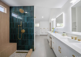 7112 Naakea Street,Honolulu,Hawaii,96825,4 Bedrooms Bedrooms,3 BathroomsBathrooms,Single family,Naakea,18367431