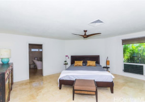 1045 Kapunapuna Way,Honolulu,Hawaii,96825,4 Bedrooms Bedrooms,3 BathroomsBathrooms,Single family,Kapunapuna,18367744