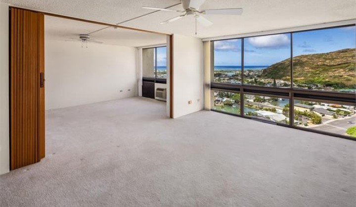 521 Hahaione Street,Honolulu,Hawaii,96825,2 ベッドルーム ベッドルーム,2 バスルームバスルーム,コンド / タウンハウス,Hahaione,18,19519768