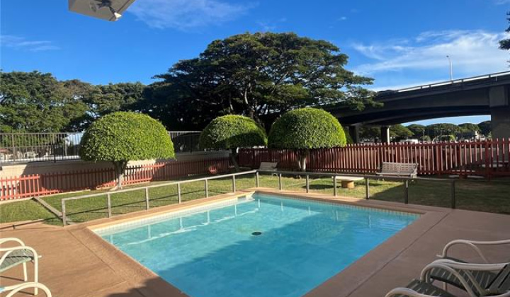 4300 Waialae Avenue,Honolulu,Hawaii,96816,2 ベッドルーム ベッドルーム,2 バスルームバスルーム,コンド / タウンハウス,Waialae,3,18368306