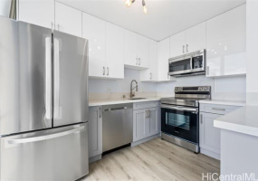 1702 Kewalo Street,Honolulu,Hawaii,96822,2 ベッドルーム ベッドルーム,1 バスルームバスルーム,コンド / タウンハウス,Kewalo,9,18368358