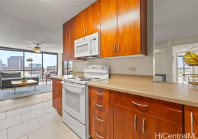 60 Beretania Street,Honolulu,Hawaii,96817,3 ベッドルーム ベッドルーム,2 バスルームバスルーム,コンド / タウンハウス,Beretania,28,18368429