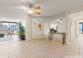 60 Beretania Street,Honolulu,Hawaii,96817,3 ベッドルーム ベッドルーム,2 バスルームバスルーム,コンド / タウンハウス,Beretania,28,18368429