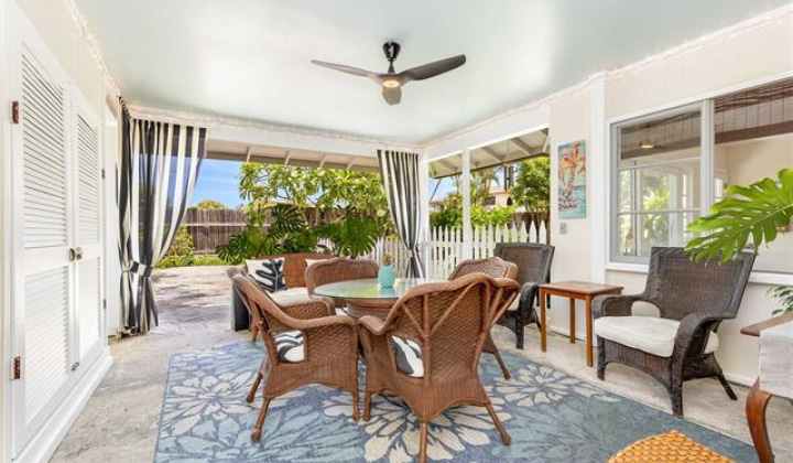 811 Maluniu Avenue,Kailua,Hawaii,96734,2 ベッドルーム ベッドルーム,1 バスルームバスルーム,一戸建て,Maluniu,19520317