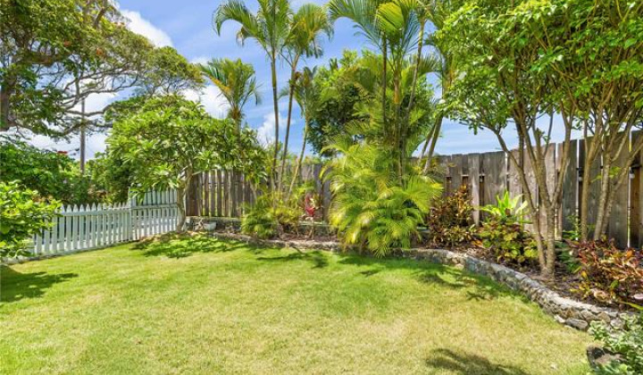 811 Maluniu Avenue,Kailua,Hawaii,96734,2 ベッドルーム ベッドルーム,1 バスルームバスルーム,一戸建て,Maluniu,19520317