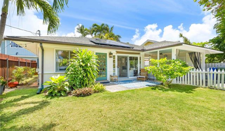 811 Maluniu Avenue,Kailua,Hawaii,96734,2 ベッドルーム ベッドルーム,1 バスルームバスルーム,一戸建て,Maluniu,19520317