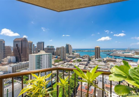 60 Beretania Street,Honolulu,Hawaii,96817,3 ベッドルーム ベッドルーム,2 バスルームバスルーム,コンド / タウンハウス,Beretania,28,18368429