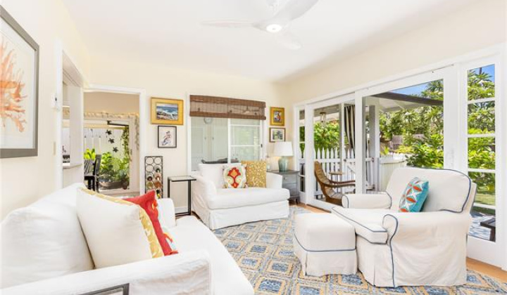 811 Maluniu Avenue,Kailua,Hawaii,96734,2 ベッドルーム ベッドルーム,1 バスルームバスルーム,一戸建て,Maluniu,19520317