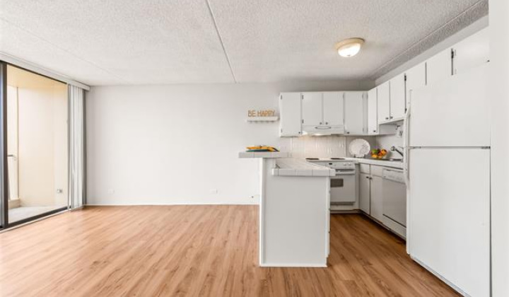 411 Hobron Lane,Honolulu,Hawaii,96815,1 ベッドルーム ベッドルーム,1 バスルームバスルーム,コンド / タウンハウス,Hobron,18,18368476