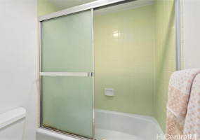 411 Hobron Lane,Honolulu,Hawaii,96815,1 ベッドルーム ベッドルーム,1 バスルームバスルーム,コンド / タウンハウス,Hobron,18,18368476
