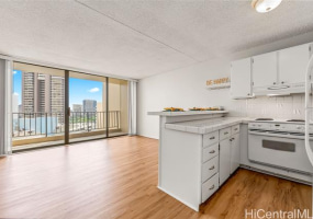 1650 Kanunu Street,Honolulu,Hawaii,96814,1 BathroomBathrooms,Condo/Townhouse,Kanunu,6,17926617