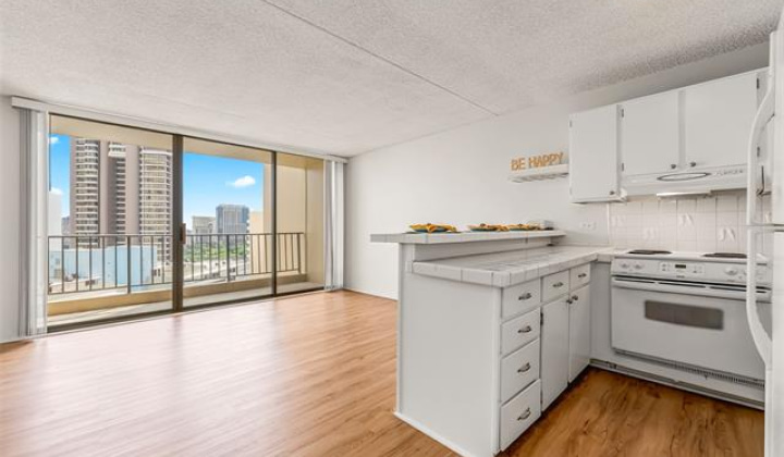 411 Hobron Lane,Honolulu,Hawaii,96815,1 ベッドルーム ベッドルーム,1 バスルームバスルーム,コンド / タウンハウス,Hobron,18,18368476
