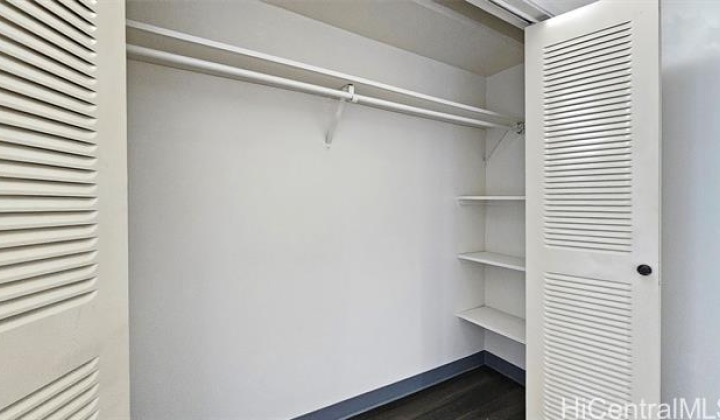 725 Piikoi Street,Honolulu,Hawaii,96814,1 ベッドルーム ベッドルーム,1 バスルームバスルーム,コンド / タウンハウス,Piikoi,2,18368506
