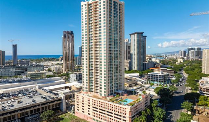 801 King Street,Honolulu,Hawaii,96813,2 ベッドルーム ベッドルーム,2 バスルームバスルーム,コンド / タウンハウス,King,18,19520863