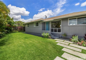 1384 Nanawale Place,Kailua,Hawaii,96734,4 ベッドルーム ベッドルーム,3 バスルームバスルーム,一戸建て,Nanawale,18812304
