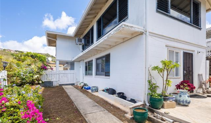 5333 Puahia Place,Honolulu,Hawaii,96821,5 ベッドルーム ベッドルーム,4 バスルームバスルーム,一戸建て,Puahia,18812454