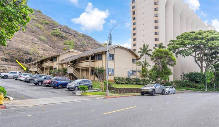575 Hahaione Street,Honolulu,Hawaii,96825,2 ベッドルーム ベッドルーム,2 バスルームバスルーム,コンド / タウンハウス,Hahaione,1,18368927