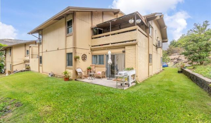 575 Hahaione Street,Honolulu,Hawaii,96825,2 ベッドルーム ベッドルーム,2 バスルームバスルーム,コンド / タウンハウス,Hahaione,1,18368927