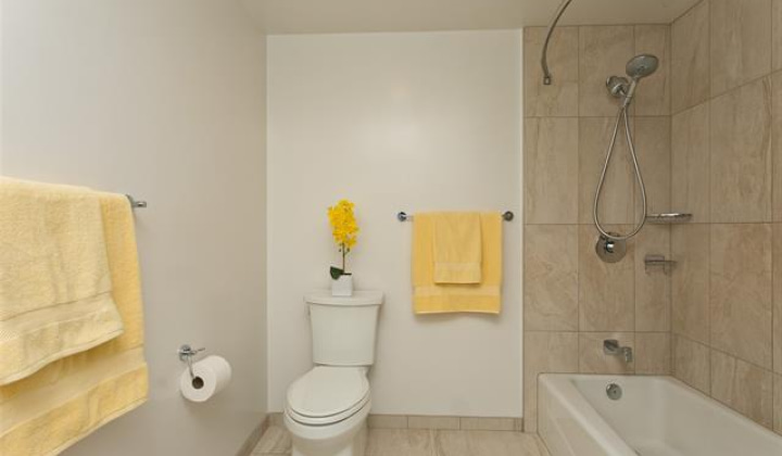 629 Keeaumoku Street,Honolulu,Hawaii,96814,3 Bedrooms Bedrooms,2 BathroomsBathrooms,Condo/Townhouse,Keeaumoku,12,18369404