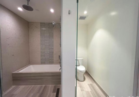 1100 Ala Moana Boulevard,Honolulu,Hawaii,96814,2 Bedrooms Bedrooms,2 BathroomsBathrooms,Condo/Townhouse,Ala Moana,6,18369425